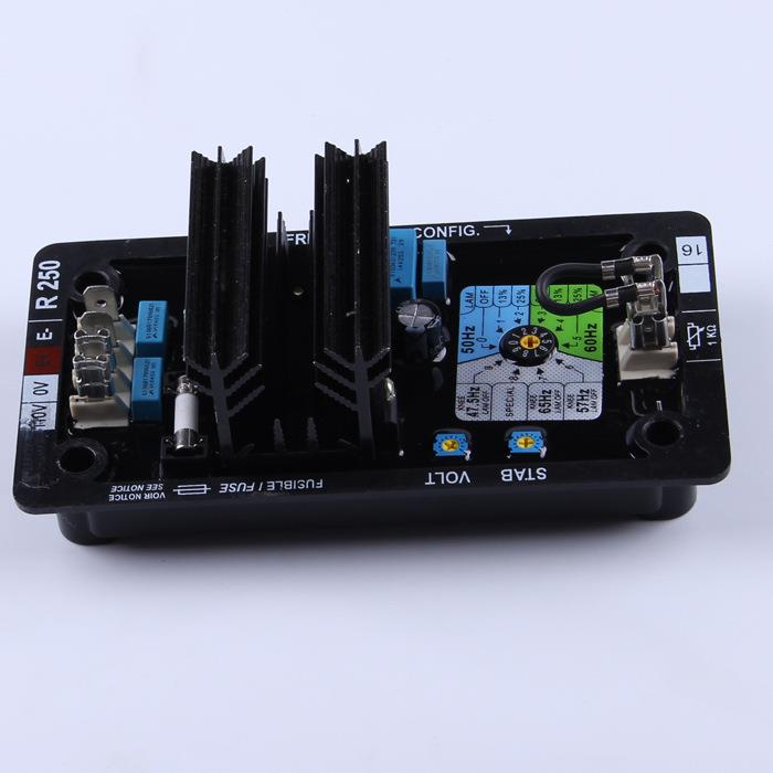 发电机组无刷自动电压调节板 调节器 稳压板 AVR R250