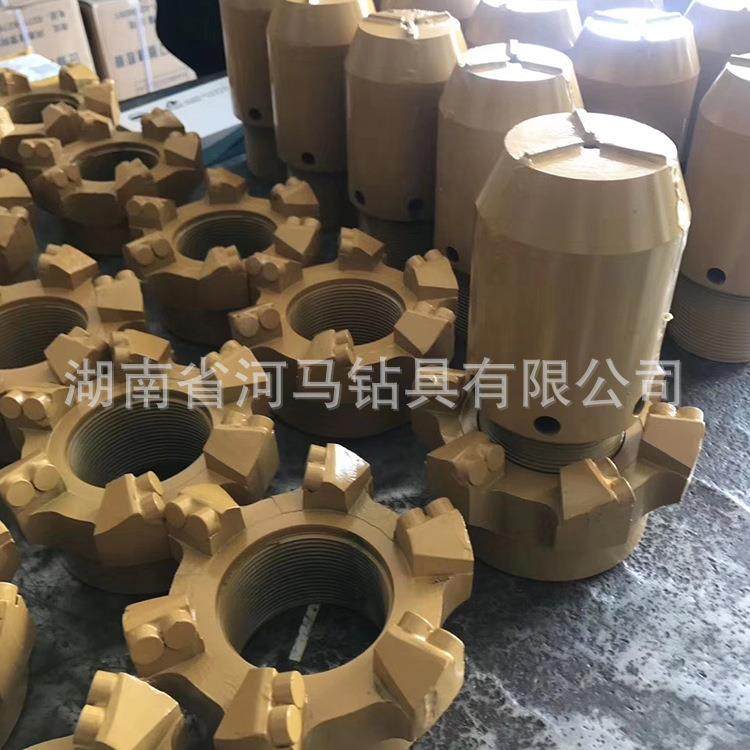 厂家供应94扩153带导向扩孔石油片金刚石复合片pdc钻头煤矿用矿山