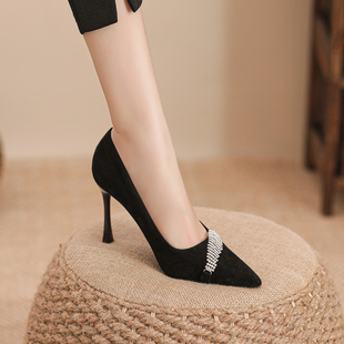 法式水钻黑色高跟鞋细跟不累脚绒面职业单鞋脚宽胖大码女鞋.41-43