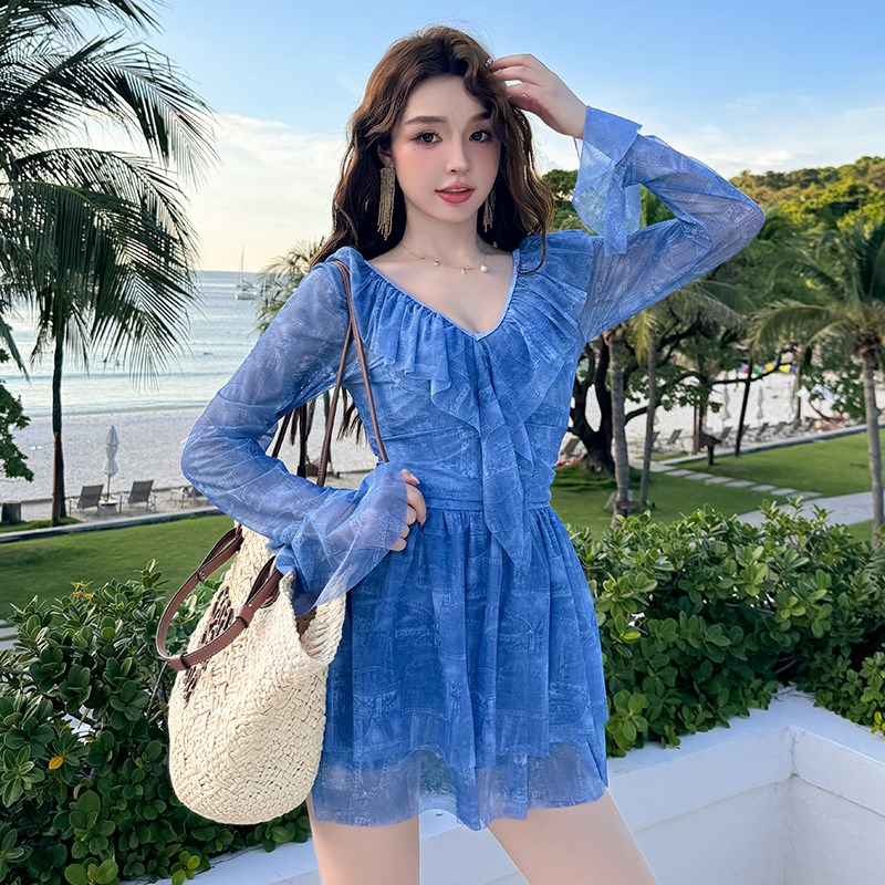 时尚印花大码泳衣女胖mm200斤裙式连体高级感泡温泉遮肚显瘦