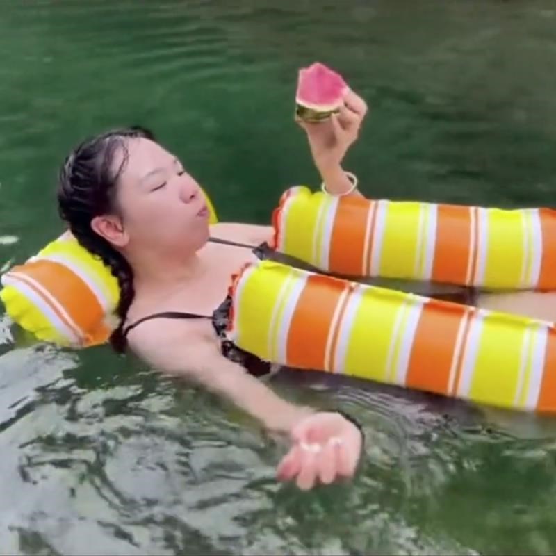 游泳圈成人加厚大号防侧翻女可折叠浮床游泳池充气浮排躺椅便携式