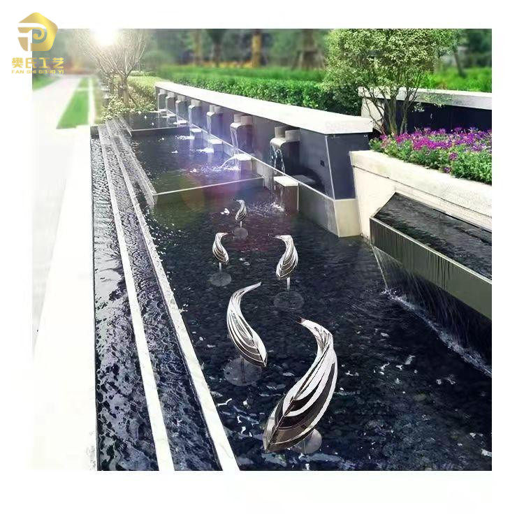 户外不锈钢小鱼摆件镜面动物雕塑水池装饰售楼处水景金属鱼工艺品