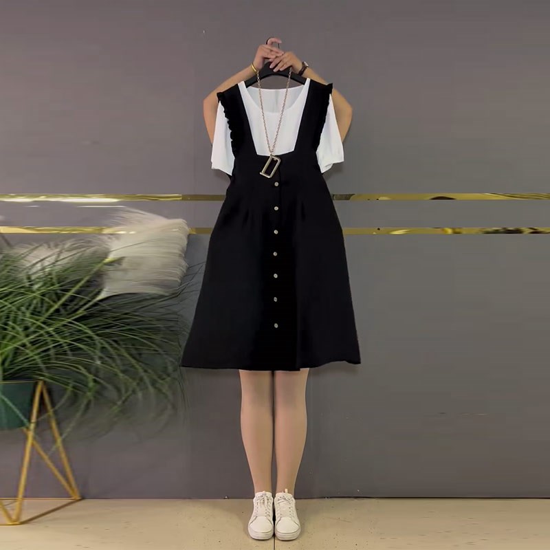 加肥圆领短袖T恤衫荷叶边纽扣背带裙胖妹妹休闲夏季款简约两件套