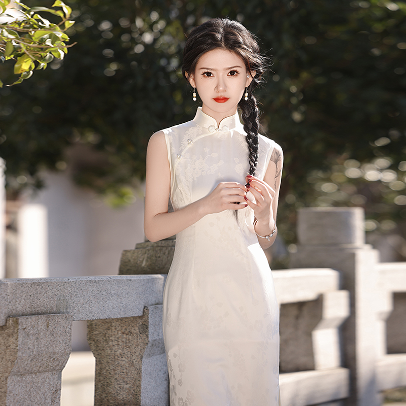 新中式年轻款少女无袖旗袍2024年新款气质高端日常可穿显瘦连衣裙