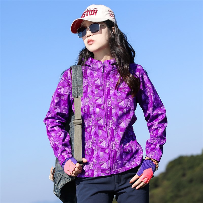 户外花色连帽软壳衣女上衣运动抓绒衣女冲锋衣女夹克外套防风保暖