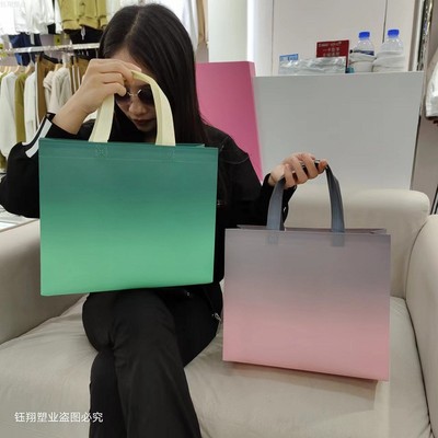 覆膜不织布布袋定制印logo女装衣服袋子包装购物袋定做服装店手提