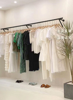 服装店上墙壁挂展架黑色挂衣架简约现代网红新款陈列架壁墙上货架