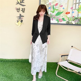 女装 2025新款 小西服女百搭休闲显瘦大码 黑色外套盘扣薄款 春夏短款