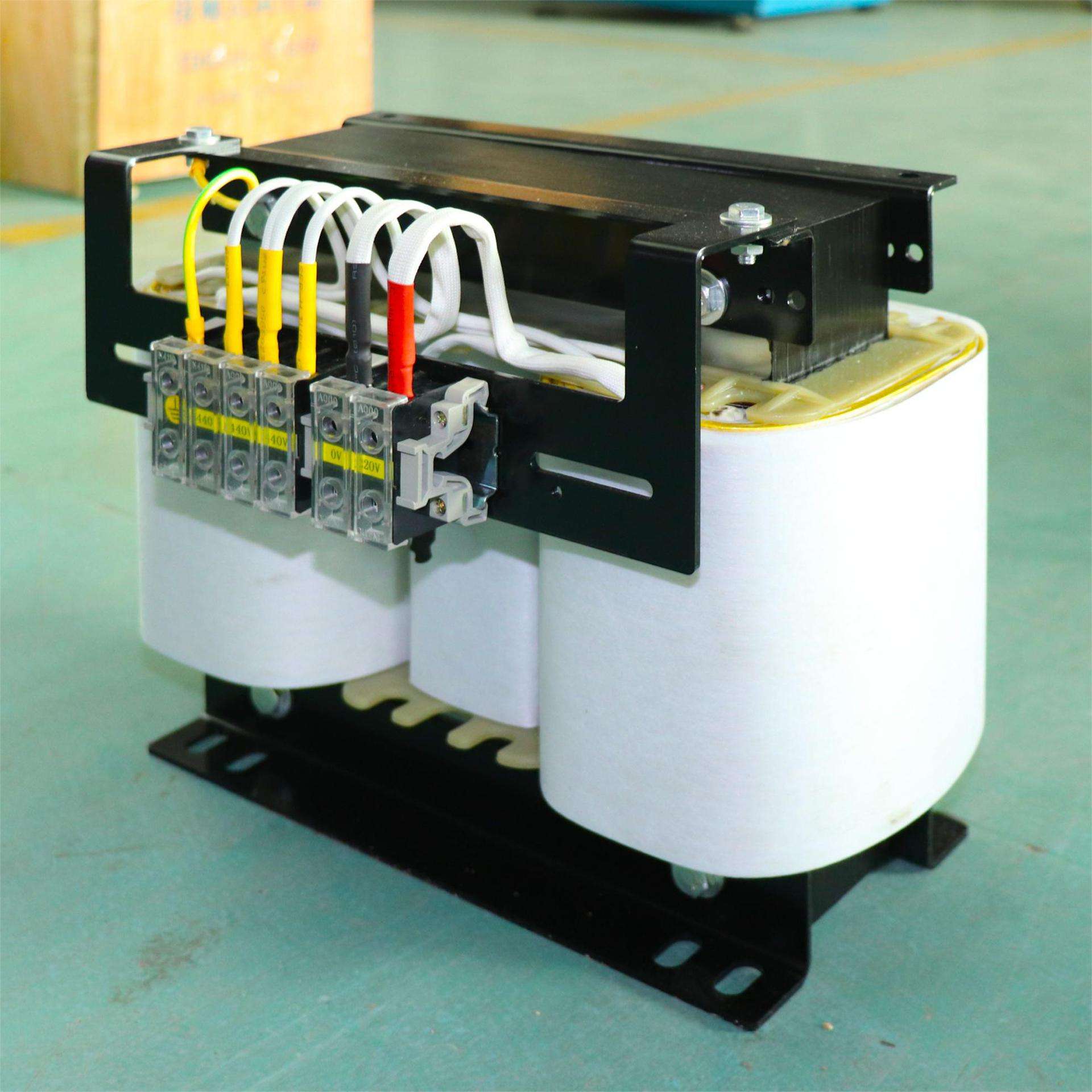 三相变单相变压器15kva-100KVA  三相440V转单相220V 可其它电压