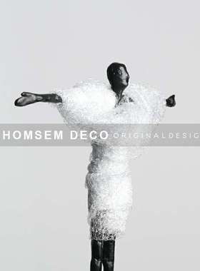 简约现代轻奢抽象人物雕塑摆件样板房间软装饰品售楼处人像摆设品