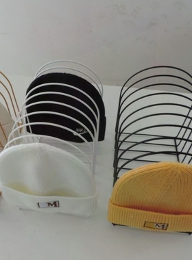 北欧桌面收纳多层半圆书架帽子针织帽帽托桌上置物架展示架帽架子