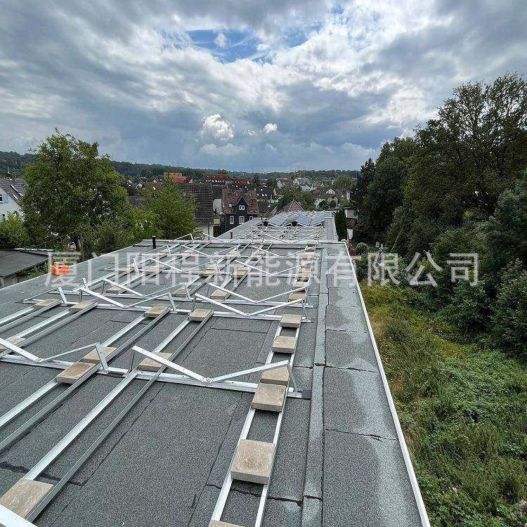 平屋顶预组装太阳能板固定压载式光伏支架 背靠背安装支架