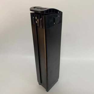 银鱼040可装65颗18650装39颗和52颗21700后插锂电池盒银鱼下放电