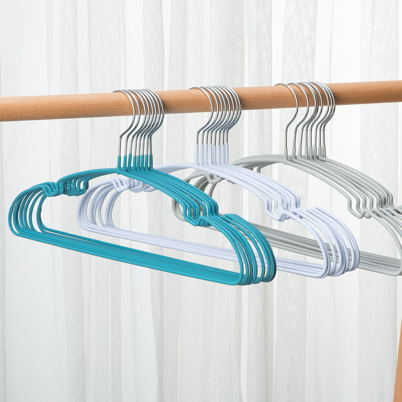 家用衣架防滑无痕k防肩角晾衣架磨砂省空间收纳整理师衣挂专用衣