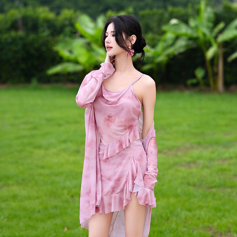 泳衣女款2025新款分体长袖罩衫三件套聚拢性感钢托大码遮肉高级感