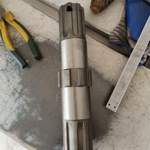 花键560总023车中心50轴承旋耕机长花中键间孔粗距26轴原