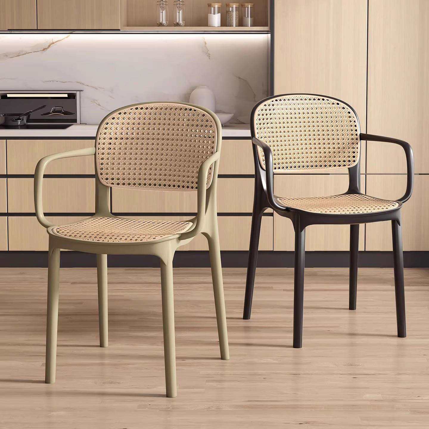 塑料椅子靠背加厚家用可叠放扶手餐椅北欧藤编户外大排档餐桌凳子