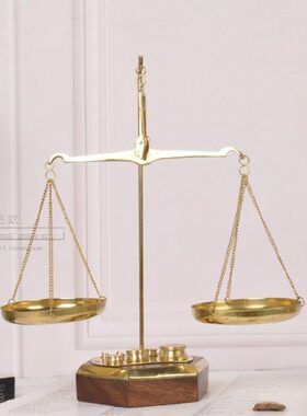 书房北欧轻奢礼物天平天创意个性秤摆件品办公桌装饰座印度风进口