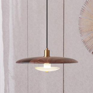 北欧设计师款 餐厅飞碟吊灯轻奢餐桌灯简约创意茶室吧台实木云石灯