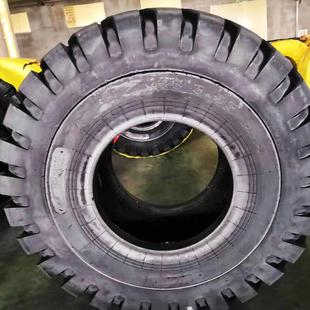 20.5 实心工程轮胎 载机推土机专用轮胎 装 25工程胎 抗载耐磨耐扎