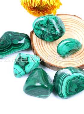 malachite 天然绿孔雀石滚石大颗粒把玩碎石裸石矿标摆件鱼缸装饰