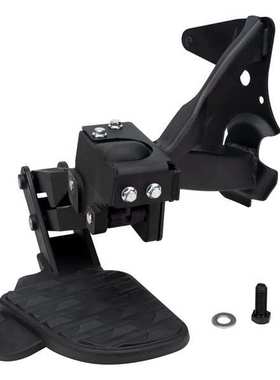 82215289AH 82215289AG适用于19-21款Ram1500DT双排气后门踏