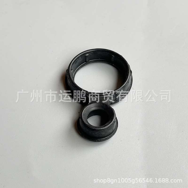 适用于吉普12-18款指南者自由光2.0/2.4L火花塞油封 05047439AB