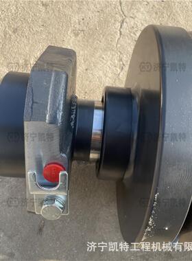 PC200/210/220/240-8M0挖掘机配件 履带弹簧张紧总成 涨紧油缸