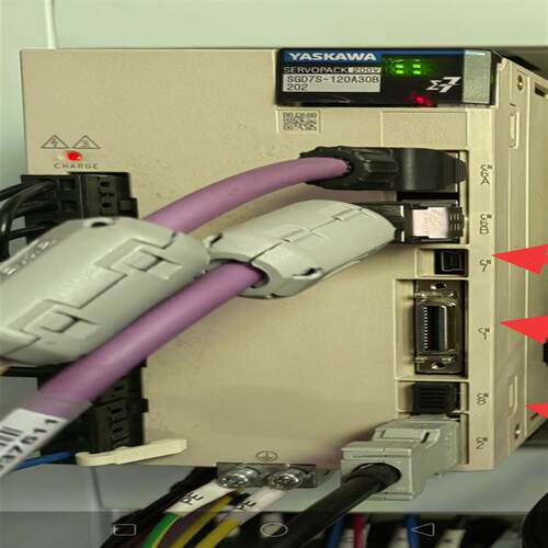 SGD7S-120A30B202驱动器SGDV-5R5A01A002000 SGD7S-120A20AY0519A