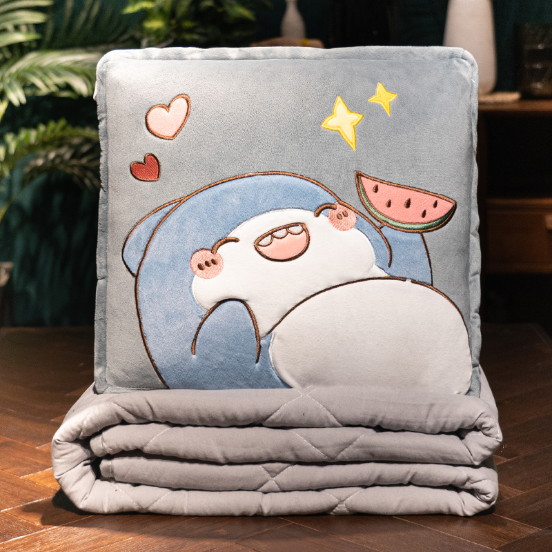 抱枕被子两用午睡枕头被汽车载内靠枕办公室加厚折V叠空调毯二合