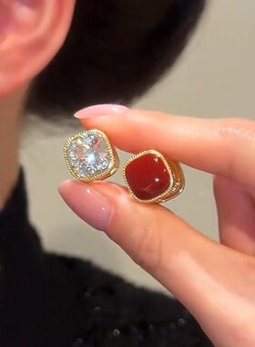 复古红色方块锆石双面耳扣女2025D新款气质百搭耳钉简约高级感耳