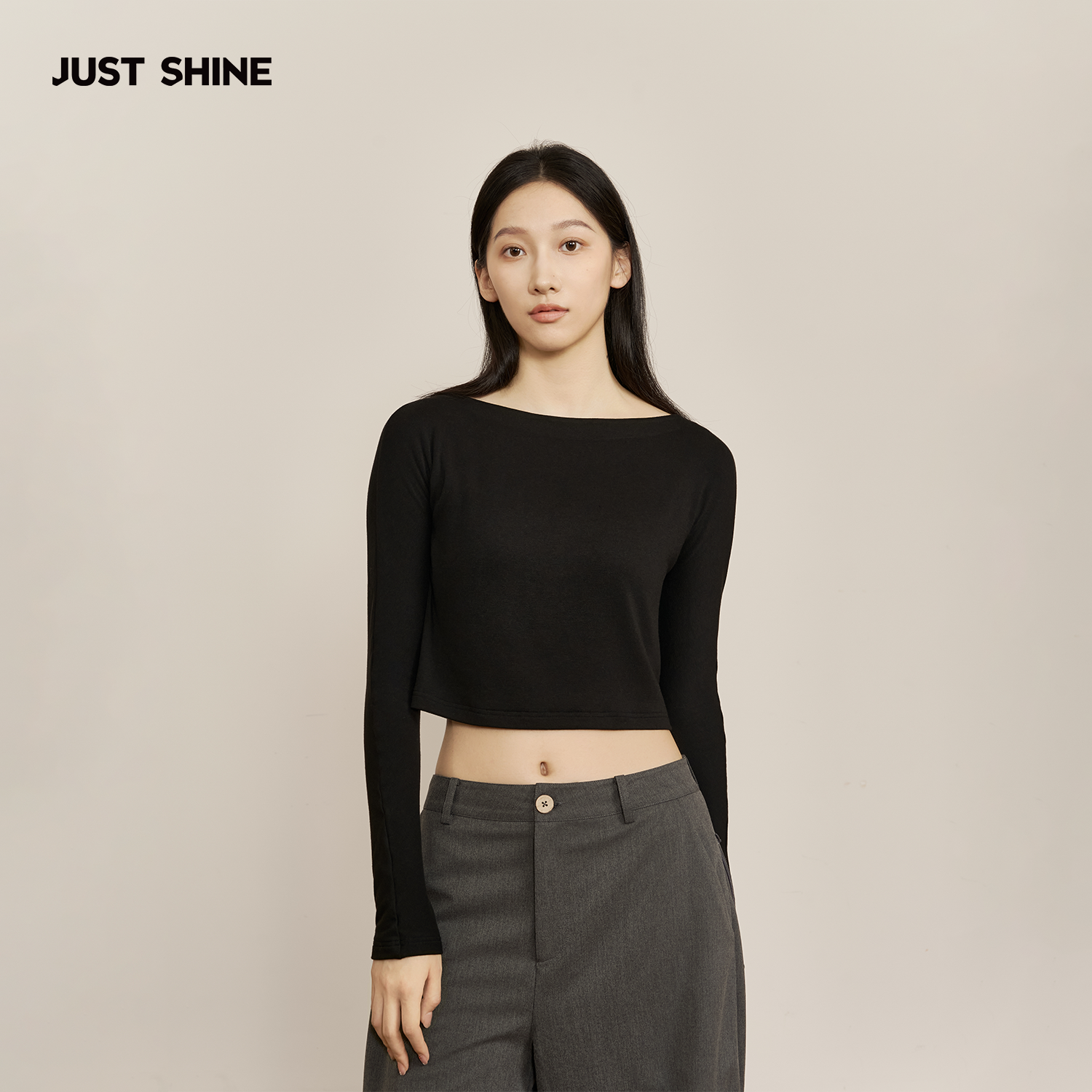 长袖短款一字肩气质打底衫