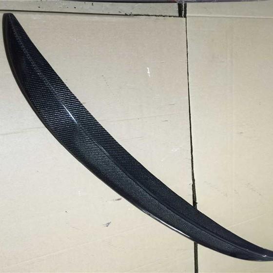 专业制作汽车改装配件蒙迪欧改装碳纤维尾翼碳纤维定风翼压尾