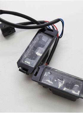 925012K000适用于后牌照灯Soul