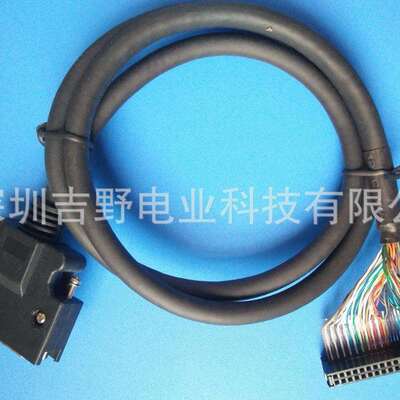欧 姆龙伺服连接线XW2Z-100J-B30驱动器与伺服中继单元格间的电缆