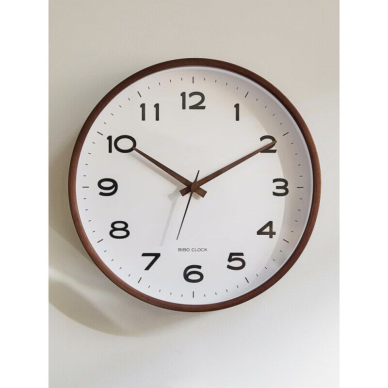 实木钟表挂c钟客厅2025新款石英钟表挂墙卧室静音新中式高级感时