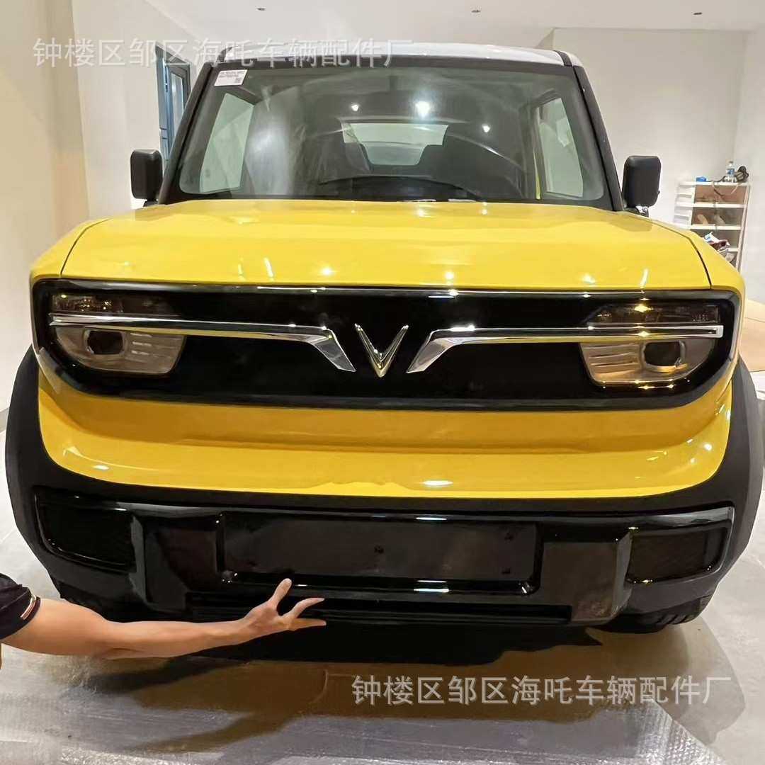 越南纯电车VinFast的VF3改装行李架框全铝合金车顶平台多功