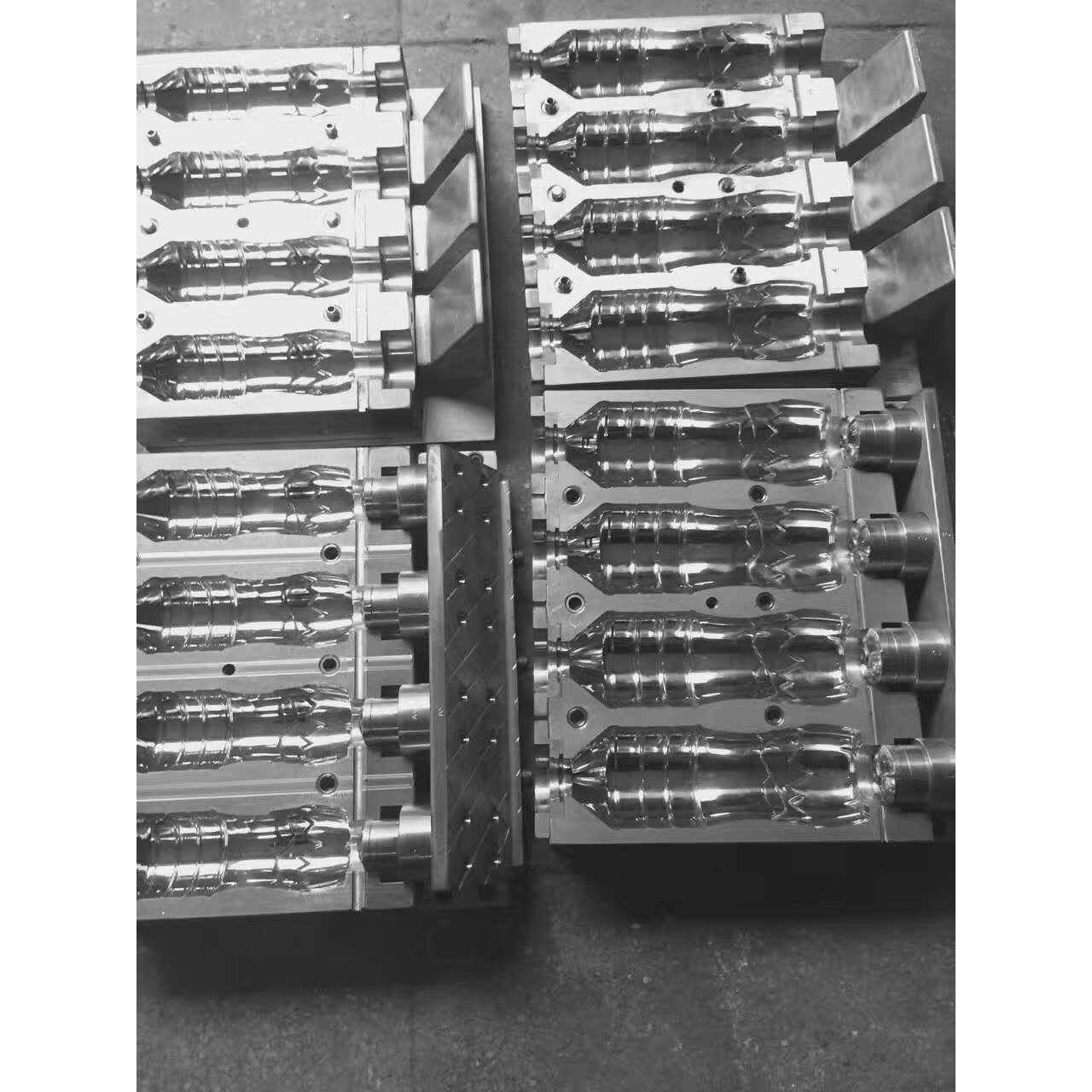 厂家供应20L水桶5L食用油瓶2L把手瓶玻璃水化妆品pet吹塑模具