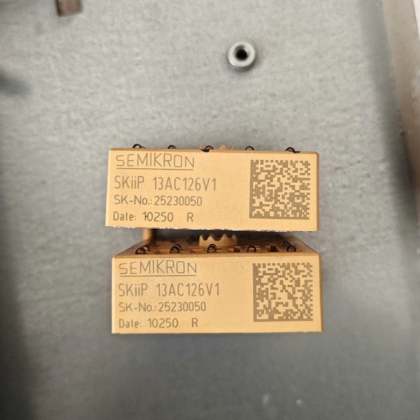 询价-skiip13ac126v1模块 - 实物图