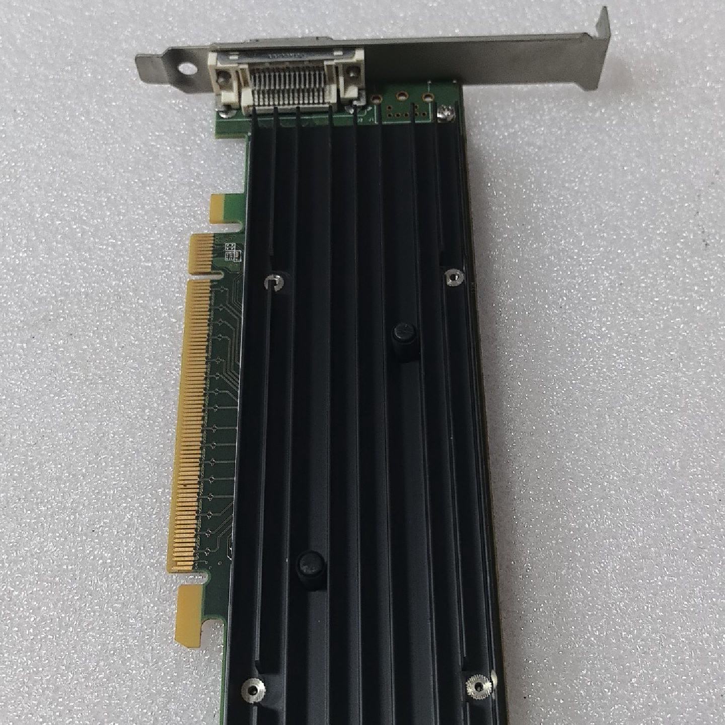 富士通工作站显卡NVAP538000B图片实物--议价商品