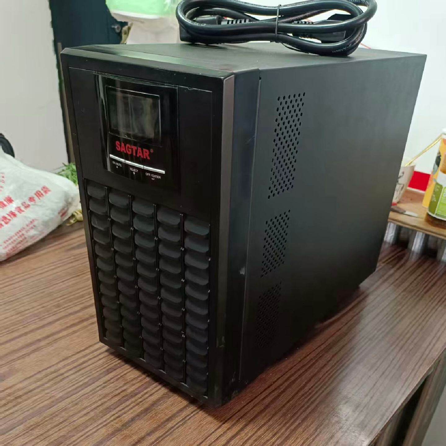SAGTAR 3KVA内置蓄电池UPS不间断电源--议价商品