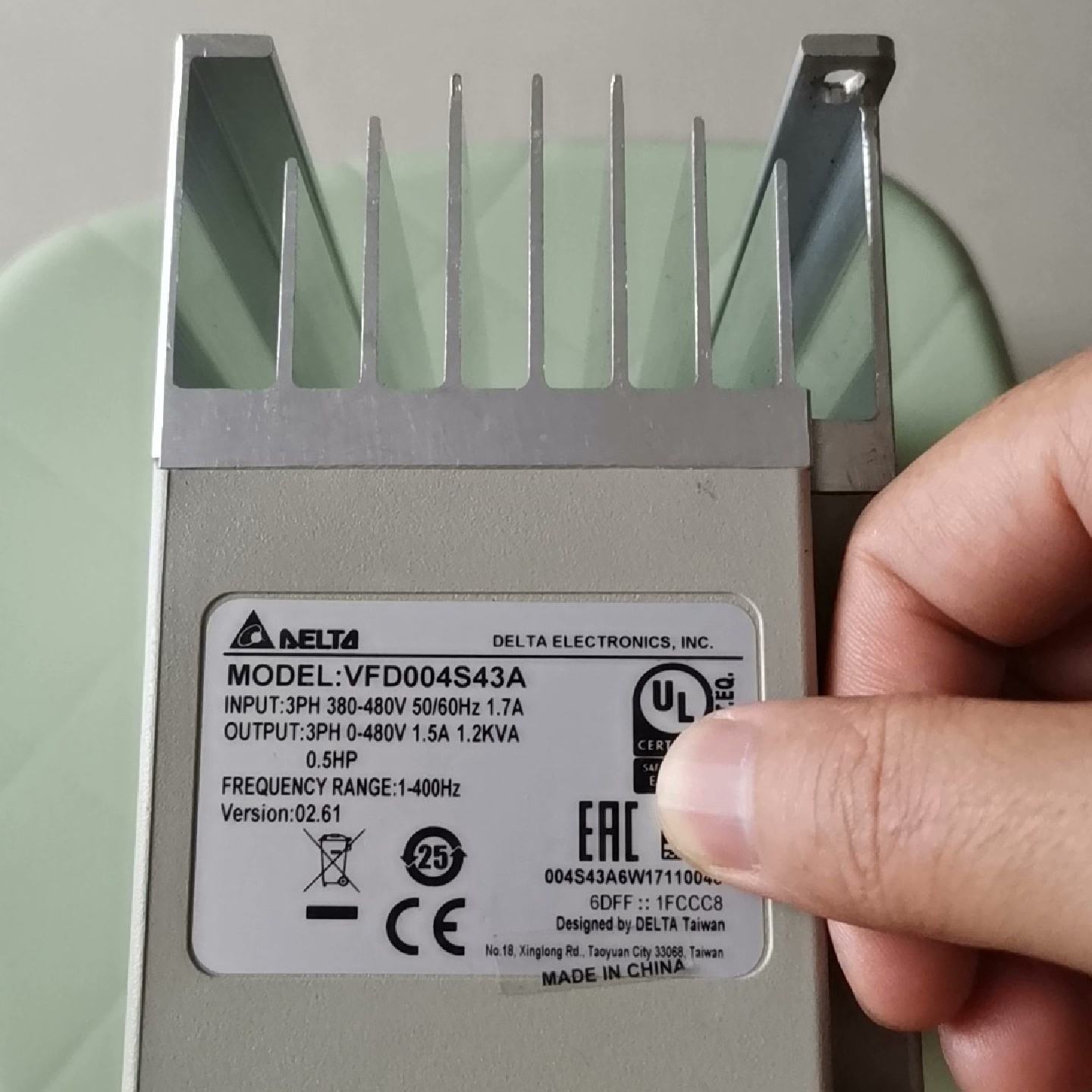 议价--台达变频器S1 VFD004S43A