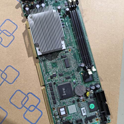 实价现货研华工控主板型号是PCA6002VE全新库存