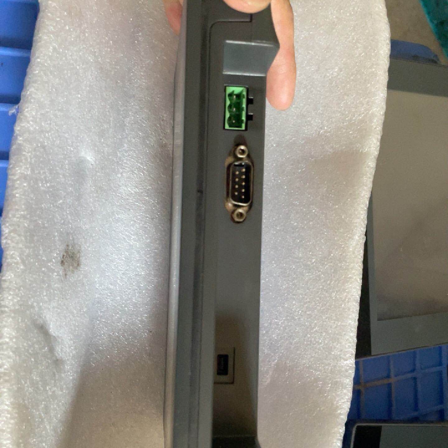 威纶TK6070iP触摸屏1WV，二手拆机，实物如图，需要可--议价商品