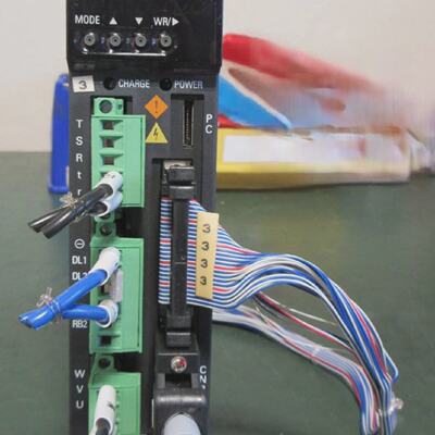 SANYO DENKI AC SERVO QS1A01AA0H8A3P1T