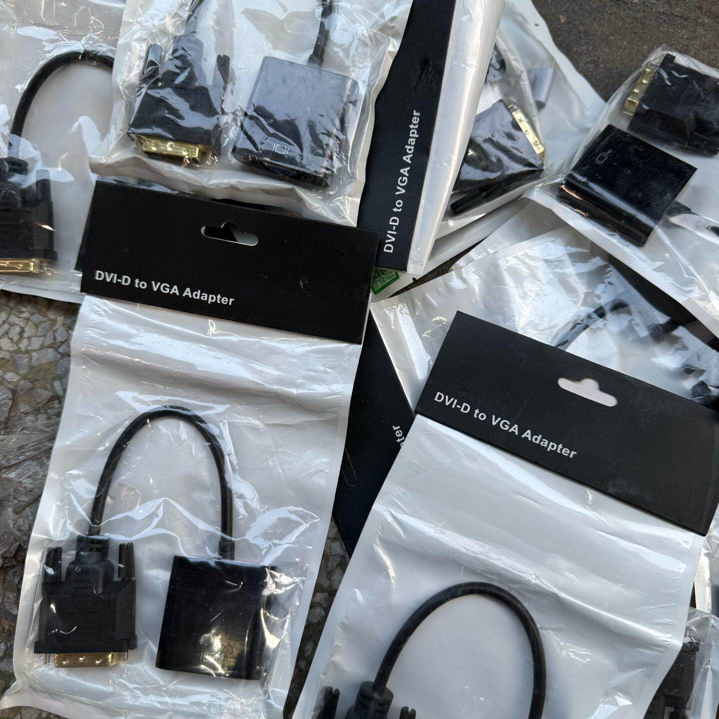 DVID转VGA转换器全新未拆封包装完整带芯片转接头议价及维修！