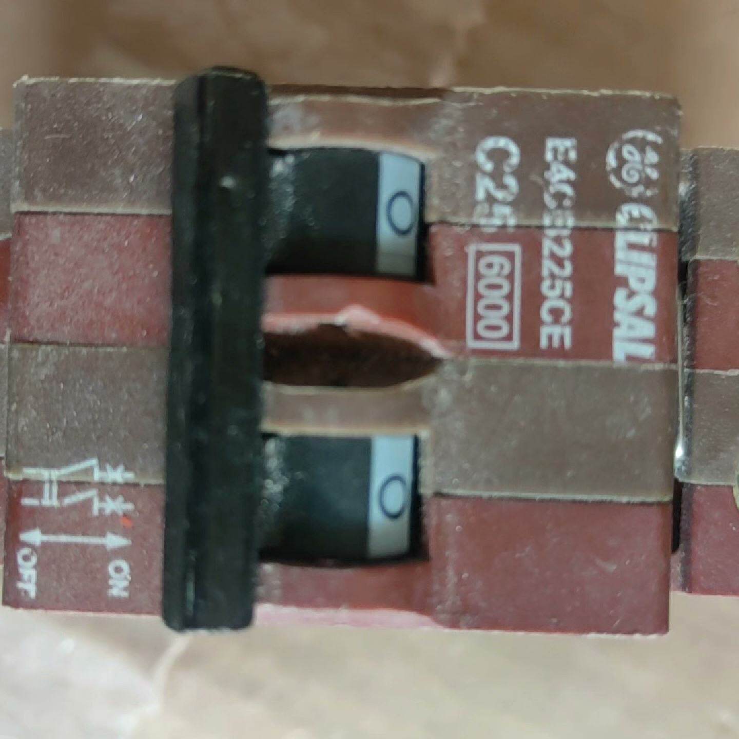 【议价】E4CB225CEC25 奇胜 空气开关 全新/二手均有货