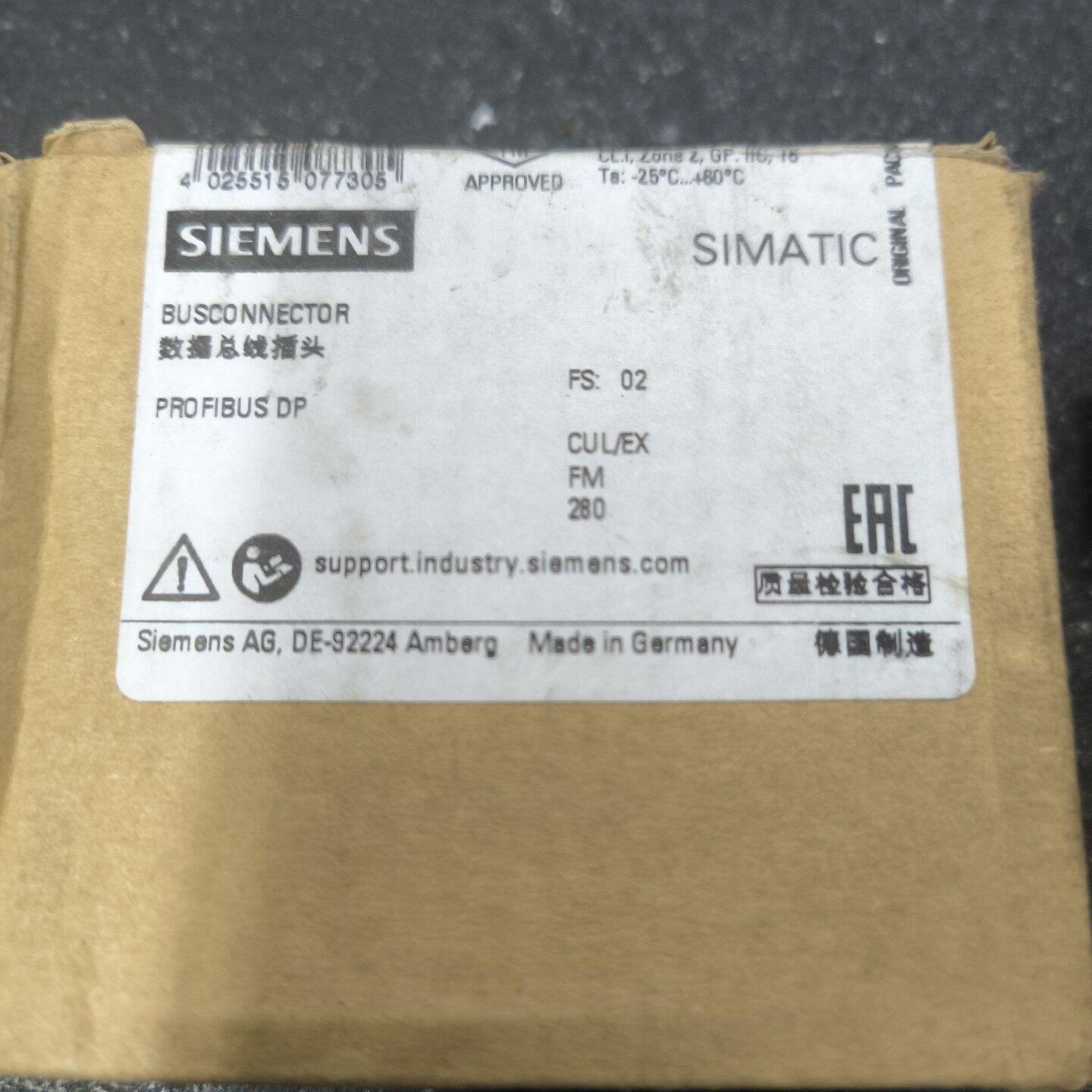 全新西门子6ES79720BB520XA0数据总线插头议价