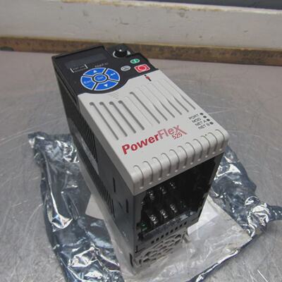 ALLENBRADLEYPOWERFLEX52525BD1P4N1040.5HP3PH480V交流电驱动器
