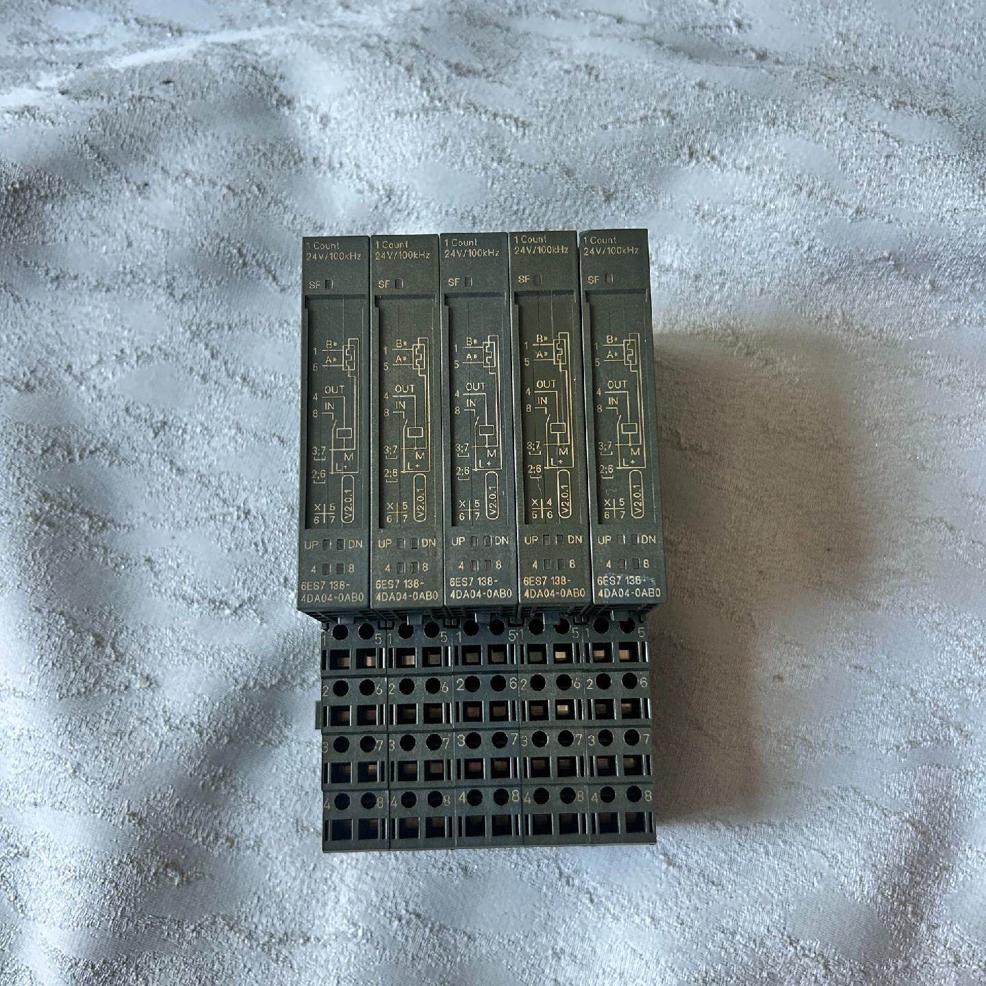 ET200S计数器模块，型号6ES7 138-4DA0—议价